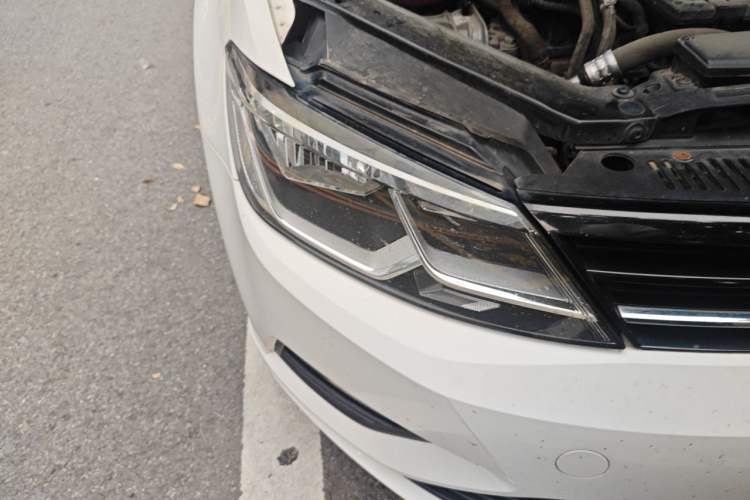 Used Volkswagen Lamando 2018 230TSI DSG Fashion Edition Right Front Headlight