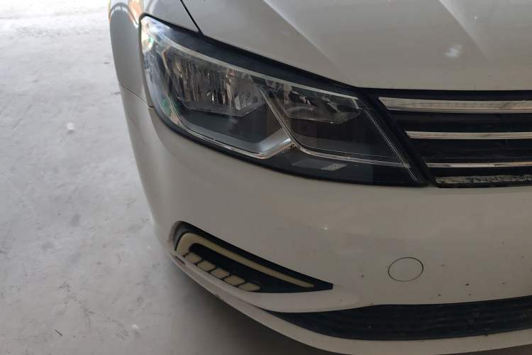Used Volkswagen Lamando 2018 230TSI DSG Fashion Edition Right Front Headlight