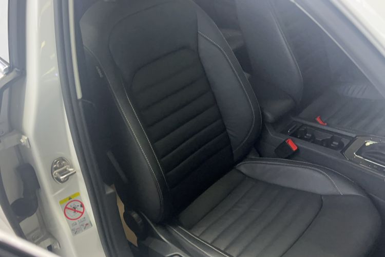 Used Volkswagen Lamando 2018 280TSI DSG Comfort Edition Right Front Seat