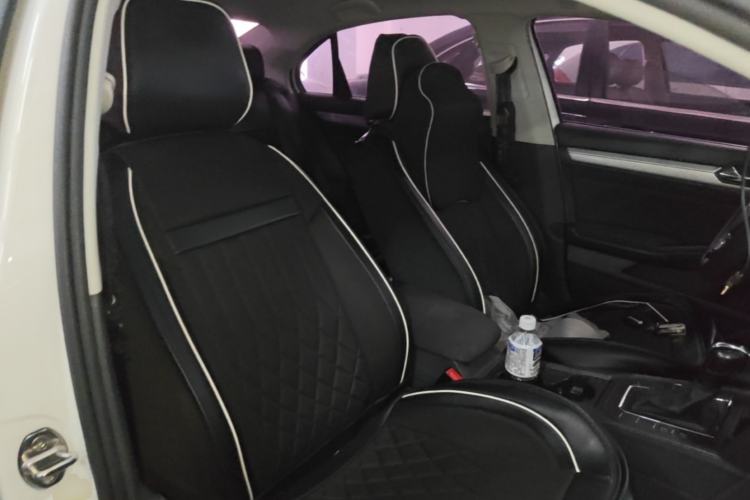 Used Volkswagen Lamando 2018 230TSI DSG Fashion Edition Right Front Seat