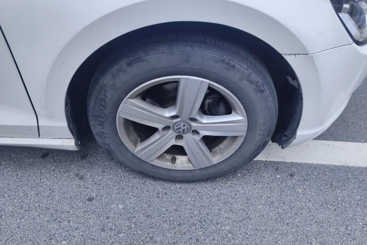 Used Volkswagen Lamando 2018 230TSI DSG Fashion Edition Right Front Wheel Hub