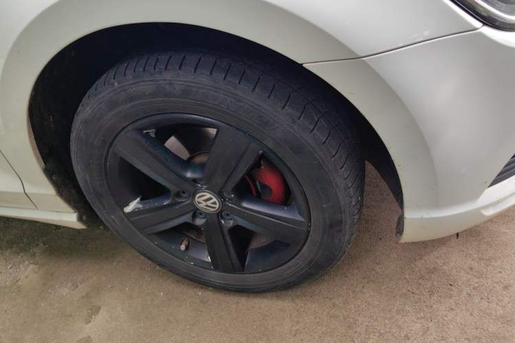 Used Volkswagen Lamando 2018 230TSI DSG Fashion Edition Right Front Wheel Hub