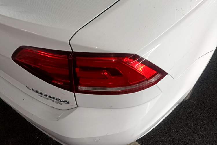Used Volkswagen Lamando 2018 230TSI DSG Fashion Edition Right Rear Taillight