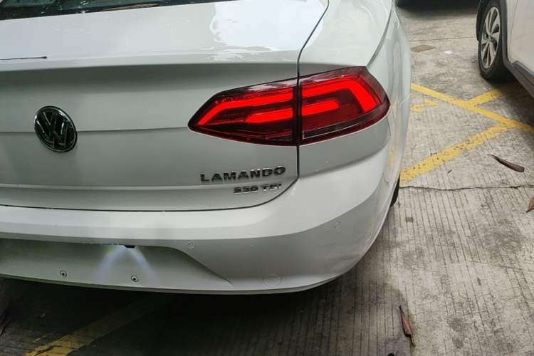 Used Volkswagen Lamando 2018 230TSI DSG Fashion Edition Right Rear Taillight
