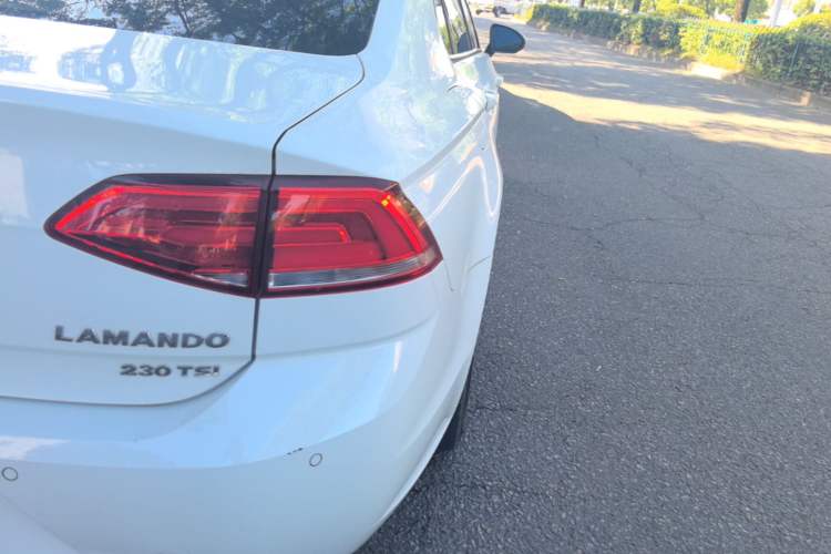 Used Volkswagen Lamando 2018 230TSI DSG Fashion Edition Right Rear Taillight