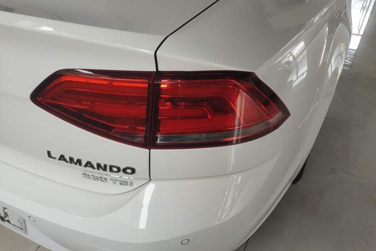 Used Volkswagen Lamando 2018 230TSI DSG Fashion Edition Right Rear Taillight