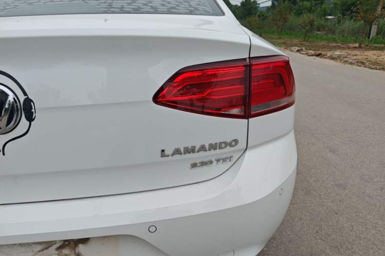 Used Volkswagen Lamando 2018 230TSI DSG Fashion Edition Right Rear Taillight
