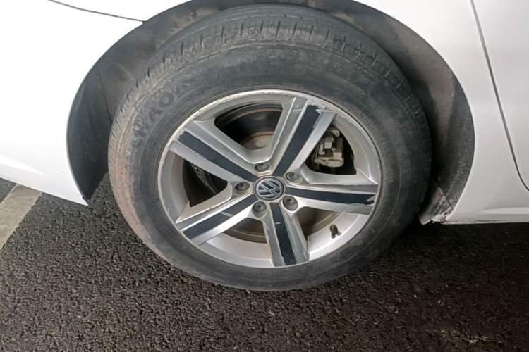 Used Volkswagen Lamando 2018 230TSI DSG Fashion Edition Right Rear Wheel Hub