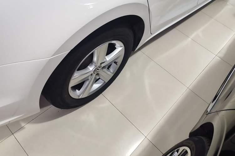 Used Volkswagen Lamando 2018 230TSI DSG Fashion Edition Right Rear Wheel Hub
