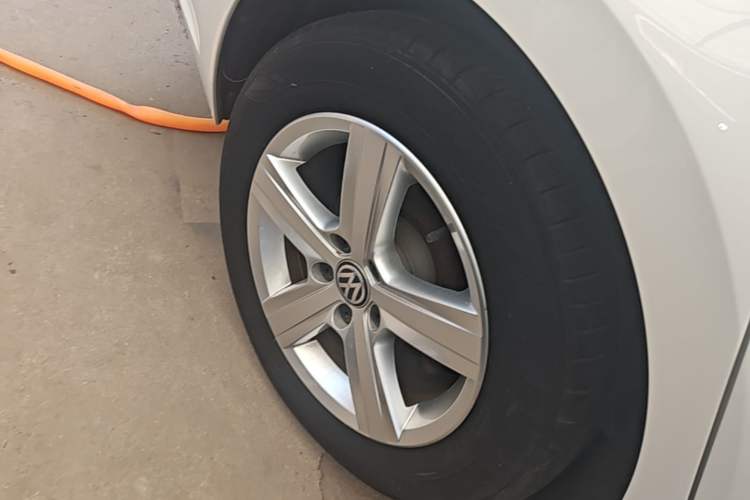 Used Volkswagen Lamando 2018 230TSI DSG Fashion Edition Right Rear Wheel Hub
