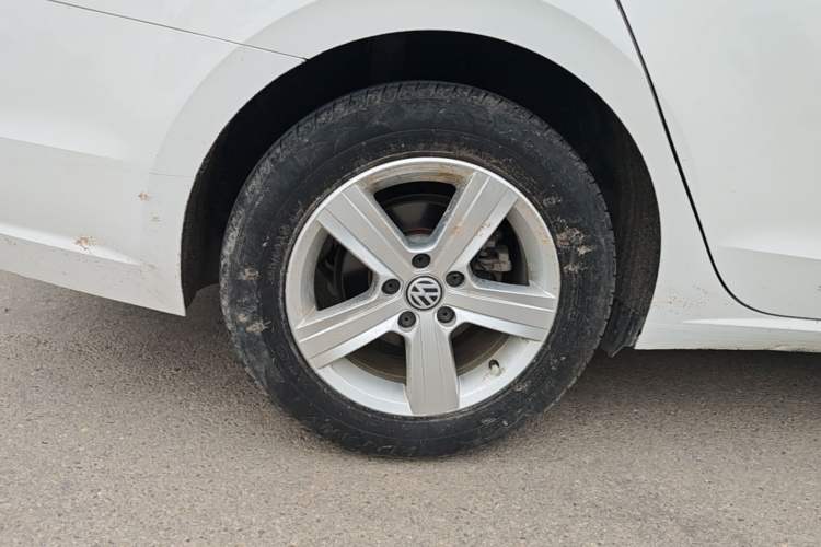 Used Volkswagen Lamando 2018 230TSI DSG Fashion Edition Right Rear Wheel Hub