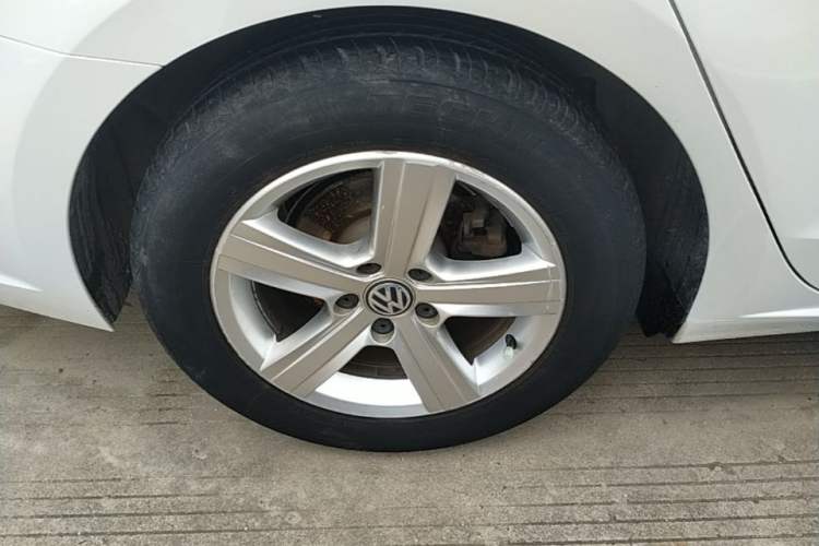 Used Volkswagen Lamando 2018 230TSI DSG Fashion Edition Right Rear Wheel Hub