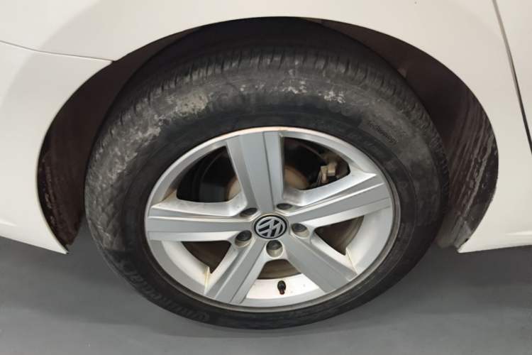 Used Volkswagen Lamando 2018 230TSI DSG Fashion Edition Right Rear Wheel Hub