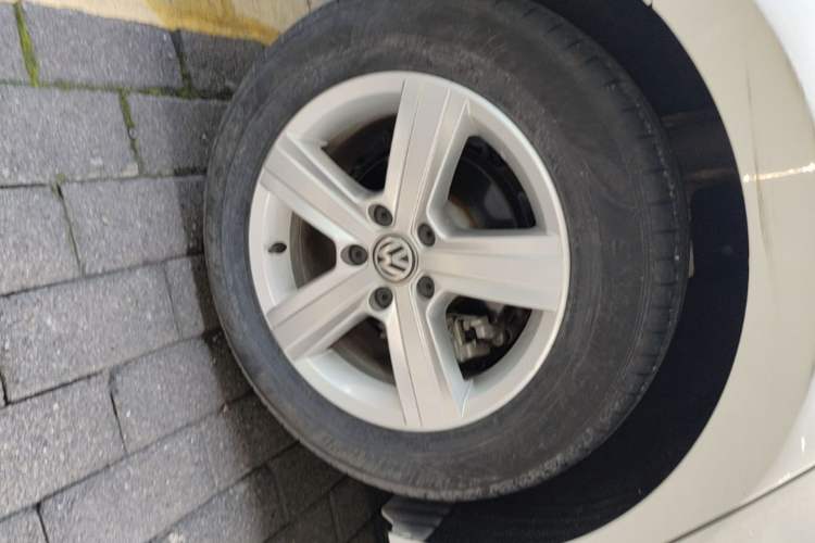 Used Volkswagen Lamando 2018 230TSI DSG Fashion Edition Right Rear Wheel Hub