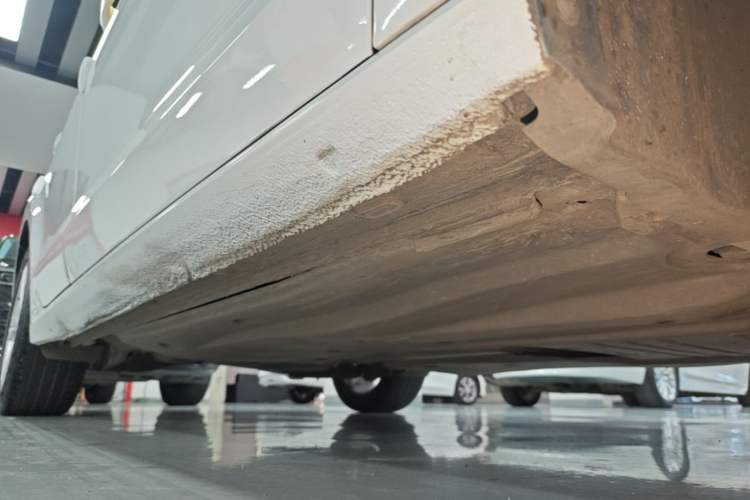 Used Volkswagen Lamando 2018 280TSI DSG Comfort Edition Right Side Sill