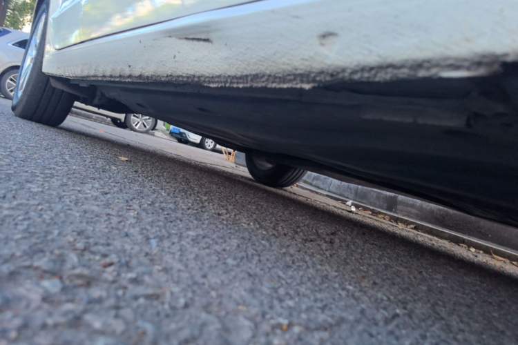 Used Volkswagen Lamando 2018 230TSI DSG Fashion Edition Right Side Sill