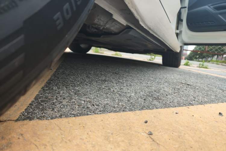Used Volkswagen Lamando 2018 280TSI DSG Comfort Edition Right Side Sill
