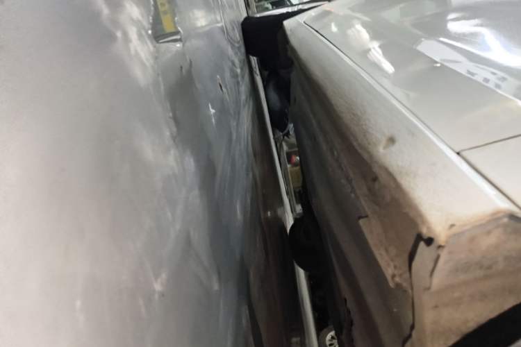 Used Volkswagen Lamando 2018 230TSI DSG Fashion Edition Right Side Sill