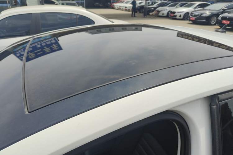 Used Volkswagen Lamando 2018 280TSI DSG Comfort Edition Roof