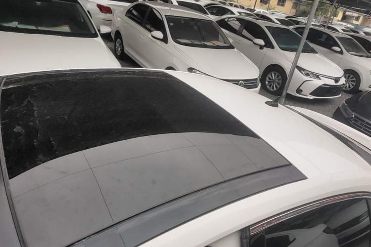 Used Volkswagen Lamando 2018 230TSI DSG Fashion Edition Roof