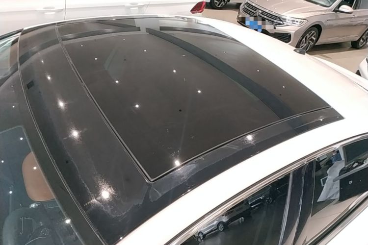 Used Volkswagen Lamando 2018 230TSI DSG Fashion Edition Roof