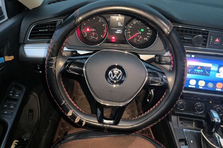 Used Volkswagen Lamando 2018 230TSI DSG Fashion Edition Steering Wheel