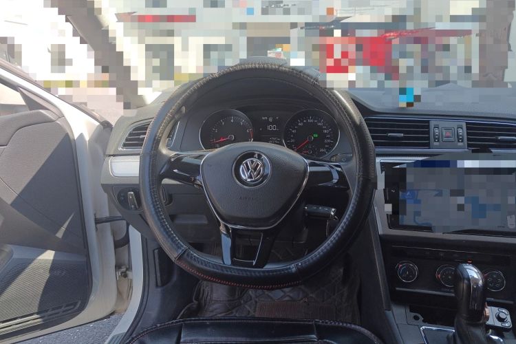 Used Volkswagen Lamando 2018 230TSI DSG Fashion Edition Steering Wheel
