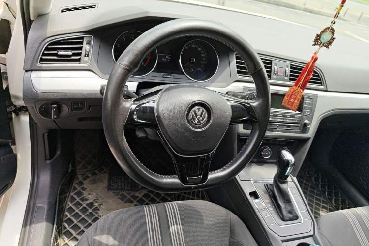Used Volkswagen Lamando 2018 230TSI DSG Fashion Edition Steering Wheel