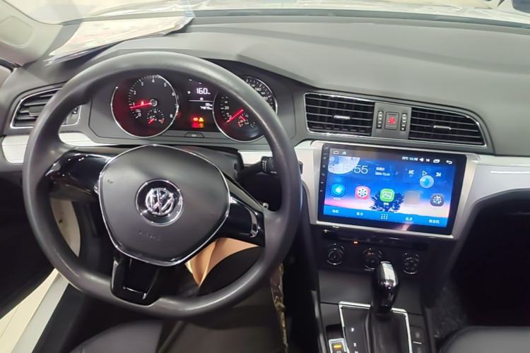 Used Volkswagen Lamando 2018 230TSI DSG Fashion Edition Steering Wheel