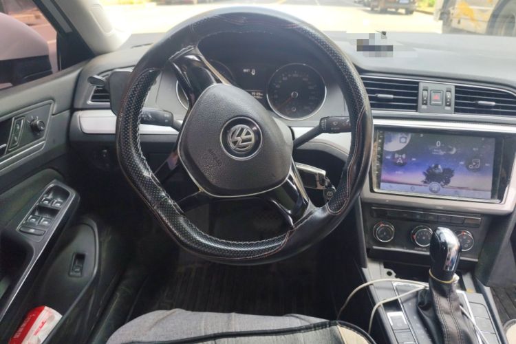 Used Volkswagen Lamando 2018 230TSI DSG Fashion Edition Steering Wheel