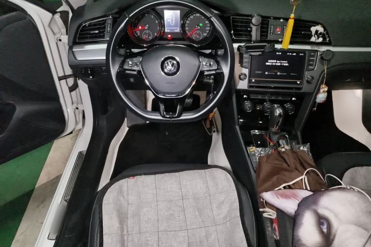 Used Volkswagen Lamando 2018 280TSI DSG Comfort Edition Steering Wheel