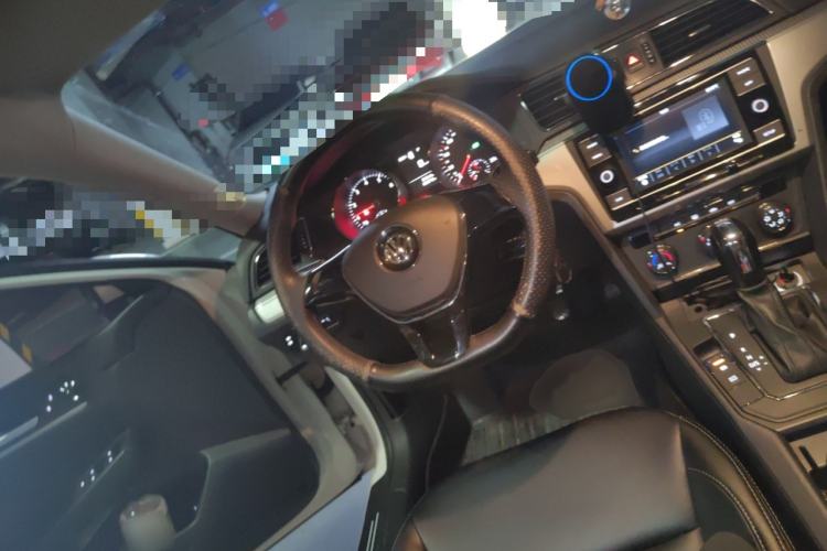 Used Volkswagen Lamando 2018 230TSI DSG Fashion Edition Steering Wheel