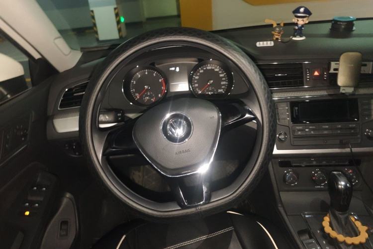 Used Volkswagen Lamando 2018 230TSI DSG Fashion Edition Steering Wheel