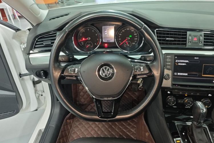 Used Volkswagen Lamando 2018 280TSI DSG Comfort Edition Steering Wheel