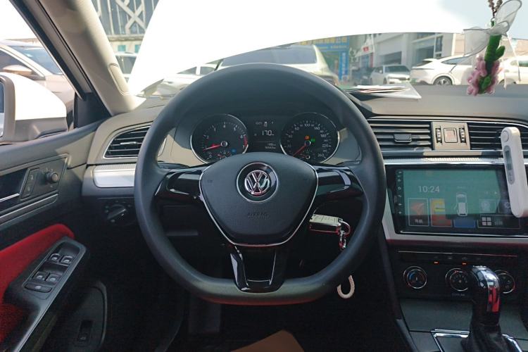 Used Volkswagen Lamando 2018 230TSI DSG Fashion Edition Steering Wheel