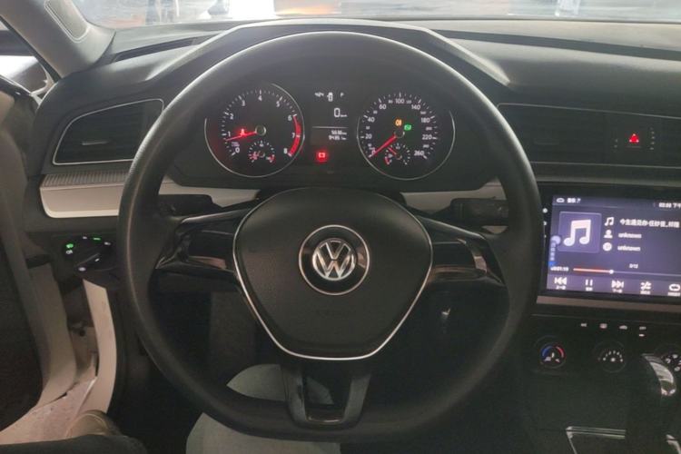 Used Volkswagen Lamando 2018 230TSI DSG Fashion Edition Steering Wheel