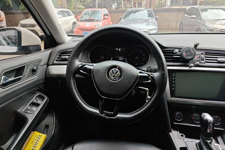 Used Volkswagen Lamando 2018 230TSI DSG Fashion Edition Steering Wheel