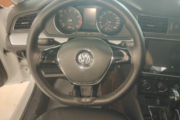 Used Volkswagen Lamando 2018 230TSI DSG Fashion Edition Steering Wheel