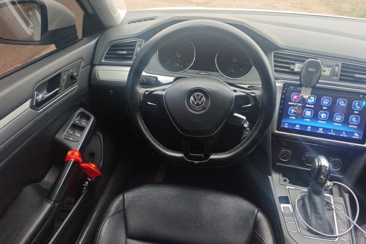 Used Volkswagen Lamando 2018 230TSI DSG Fashion Edition Steering Wheel