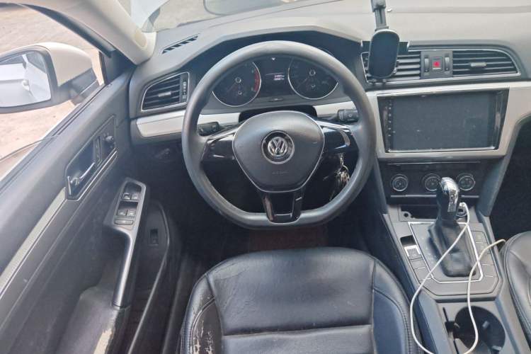 Used Volkswagen Lamando 2018 230TSI DSG Fashion Edition Steering Wheel