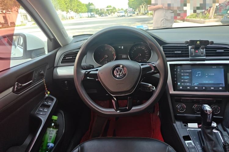 Used Volkswagen Lamando 2018 230TSI DSG Fashion Edition Steering Wheel