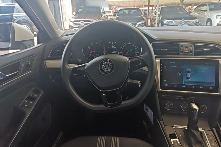 Used Volkswagen Lamando 2018 230TSI DSG Fashion Edition Steering Wheel