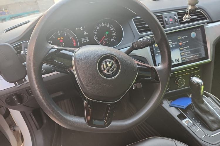 Used Volkswagen Lamando 2018 230TSI DSG Fashion Edition Steering Wheel