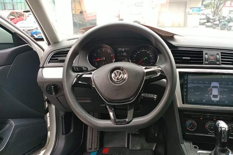 Used Volkswagen Lamando 2018 230TSI DSG Fashion Edition Steering Wheel