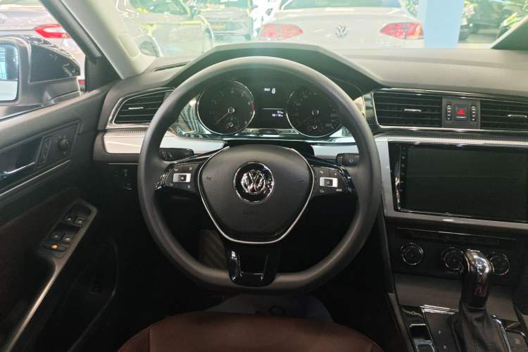 Used Volkswagen Lamando 2018 230TSI DSG Fashion Edition Steering Wheel