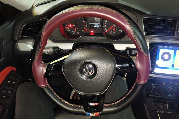 Used Volkswagen Lamando 2018 230TSI DSG Fashion Edition Steering Wheel