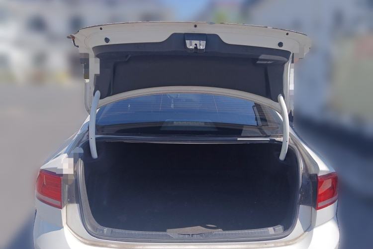 Used Volkswagen Lamando 2018 230TSI DSG Fashion Edition Trunk