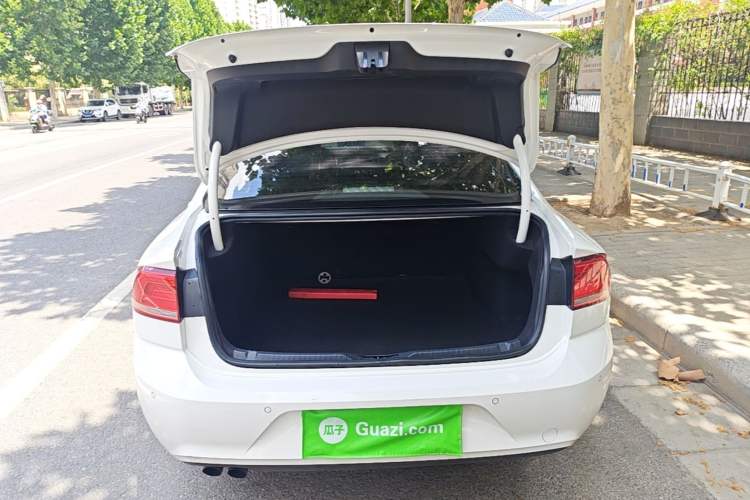 Used Volkswagen Lamando 2018 230TSI DSG Fashion Edition Trunk