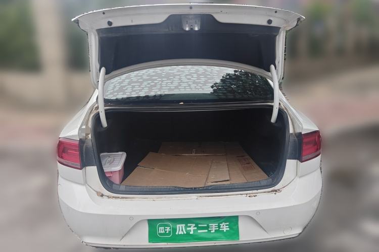 Used Volkswagen Lamando 2018 230TSI DSG Fashion Edition Trunk