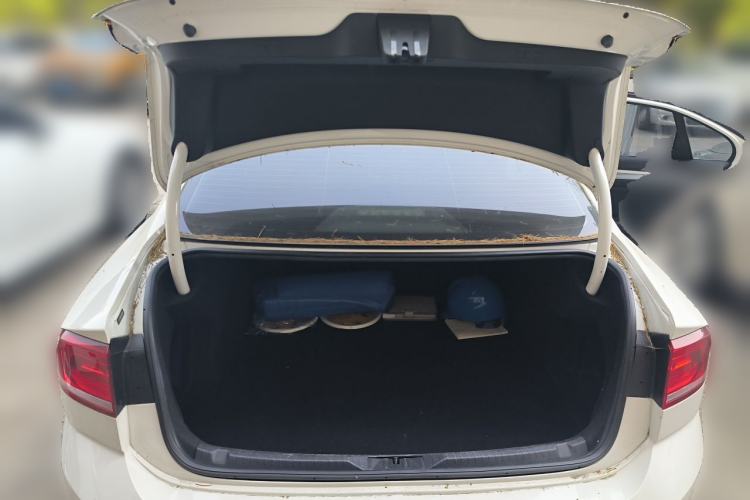 Used Volkswagen Lamando 2018 280TSI DSG Comfort Edition Trunk